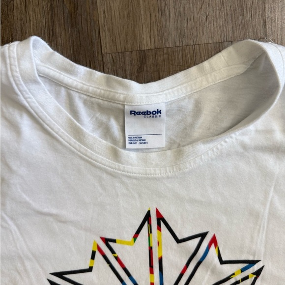 Reebok Classic • Starcrest Tee - Picture 5 of 9